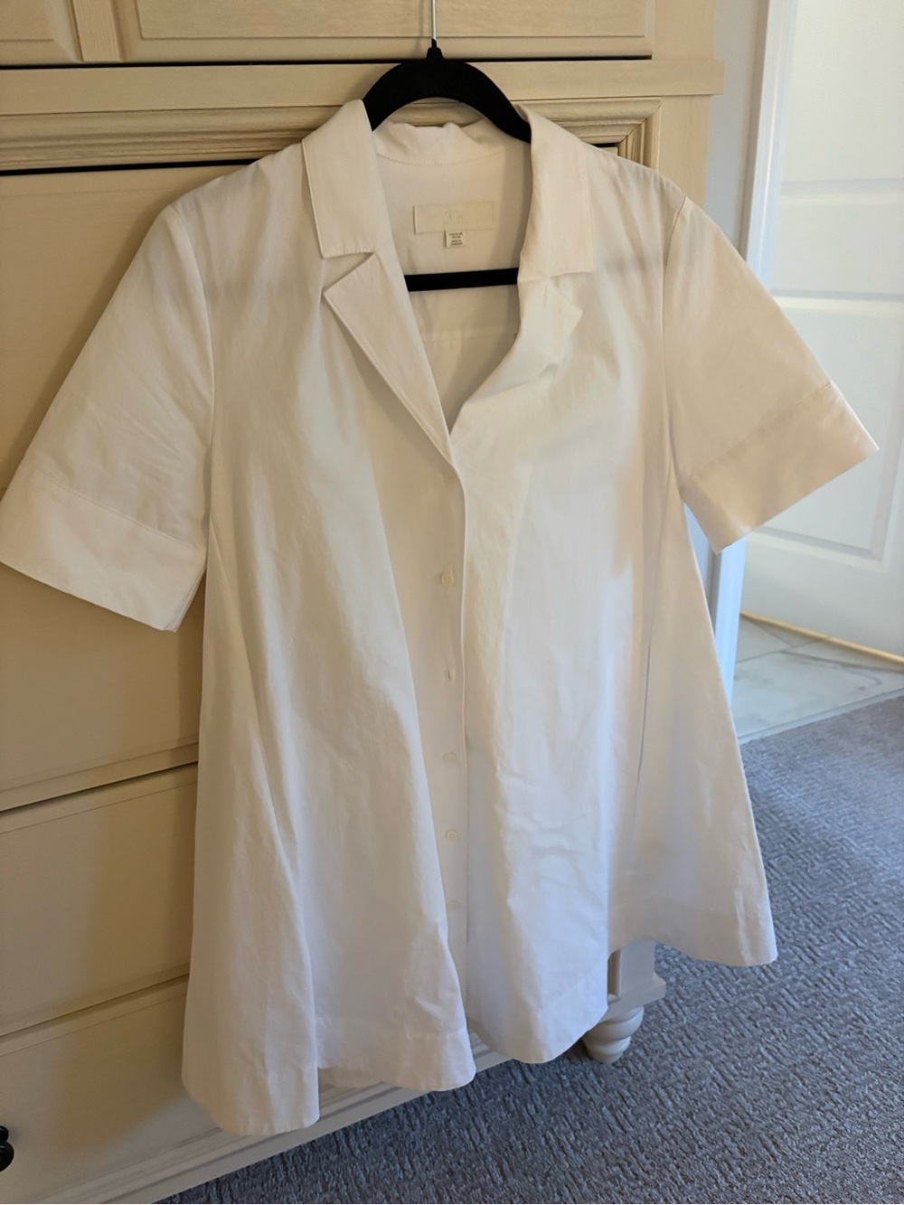 Zara White Short-Sleeve Button Down Dress